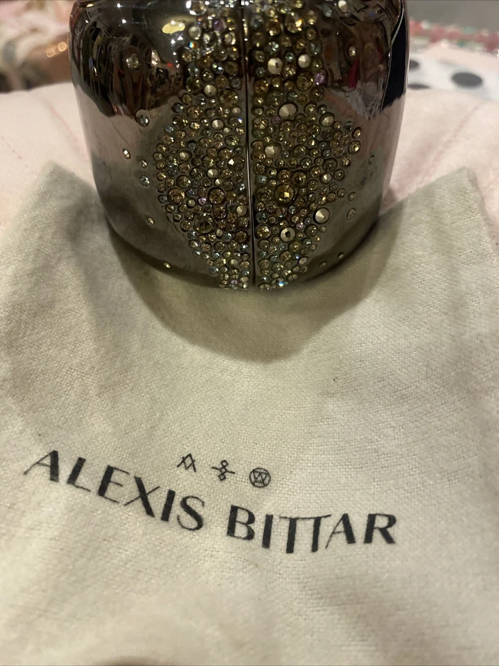 Brazalete Alexis Bittar ancho peltre metal pedrería Foto 2 de 4
