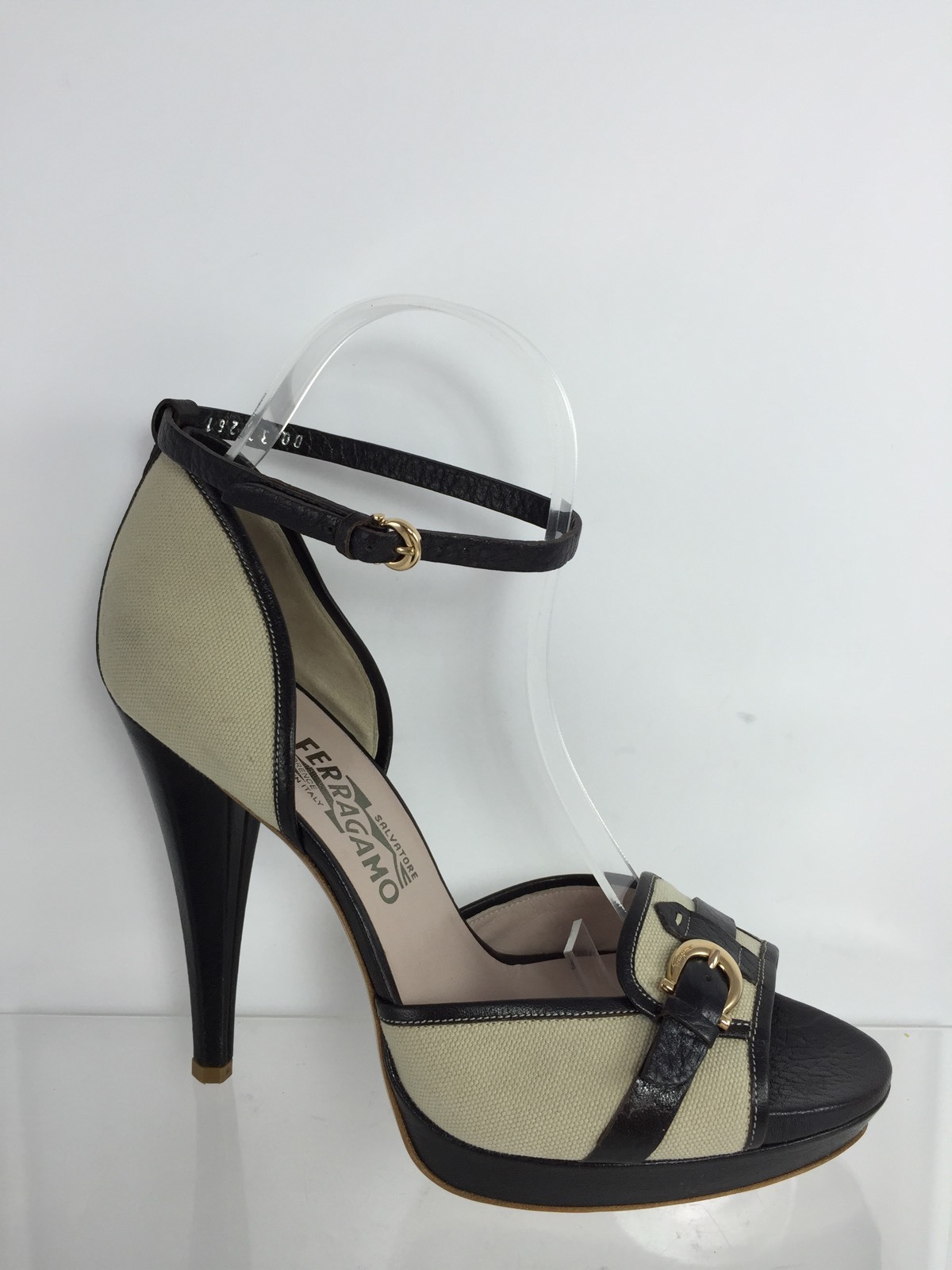 Salvatore Ferragamo Para Mujer Negro Marfil Tacones 9.5 B Salvatore Ferragamo Para Mujer Mujer Mujer Negro Marfil Tacones 9.5 B venta al por mayor barato
