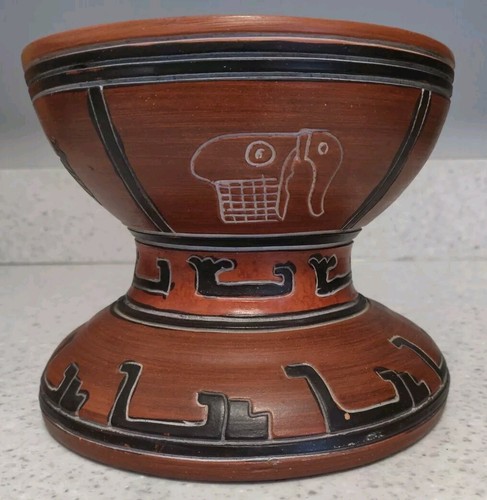 Vintage Pottery Vase Signed Leopoldo De Mexico Native Vessel South West Decor - Picture 1 of 9