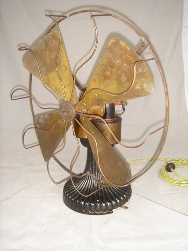 Circa 1897 16” Peerless Bipolar Fan Runs Great. Rare Fan. - Picture 6 of 8