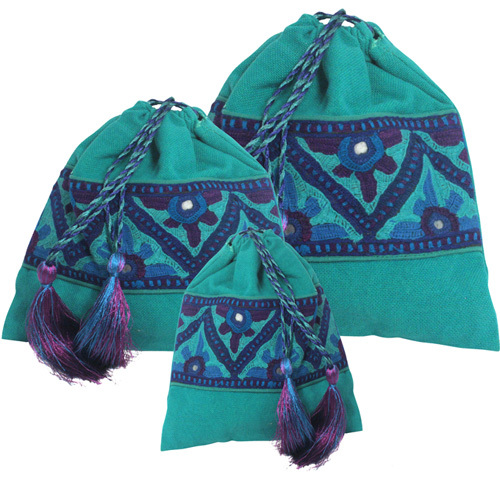 NUOVO! Borsa con coulisse ricamata "Pucca" fatta a mano in Pakistan commercio equo e solidale  - Foto 2 di 6