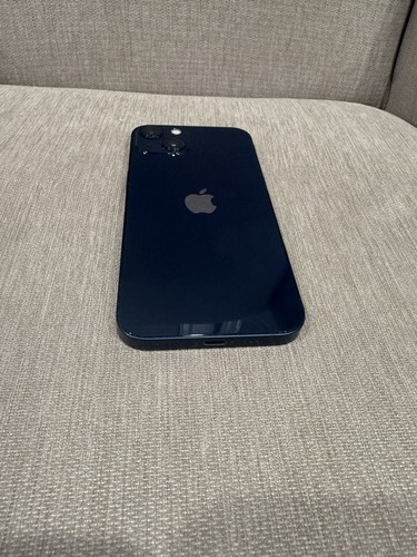 iPhone 13 128gb Midnight Black CRICKET WIRELESS OR H2O ONLY! - Picture 2 of 8
