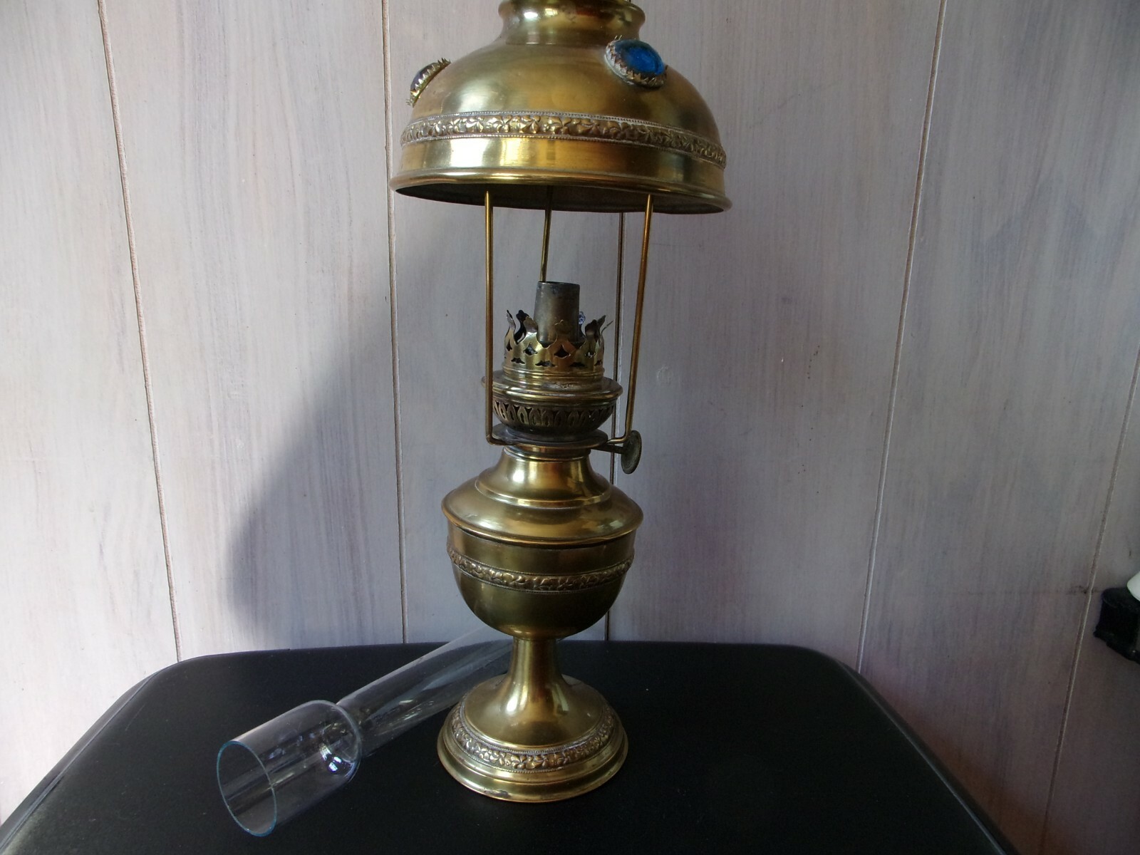 JOLIE PETITE LAMPE ANCIENNE PETROLE CUIVRE/LAITON CHAPEAU CHAMPIGNON CABOCHONS eBay JOLIE PETITE LAMPE ANCIENNE PETROLE CUIVRE/LAITON CHAPEAU CHAMPIGNON CABOCHONS eBay