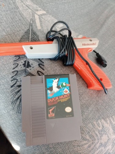 NES Zapper Light Gun Duck Hunt Light Gun Blaster für den Nintendo NES - Bild 1 von 6