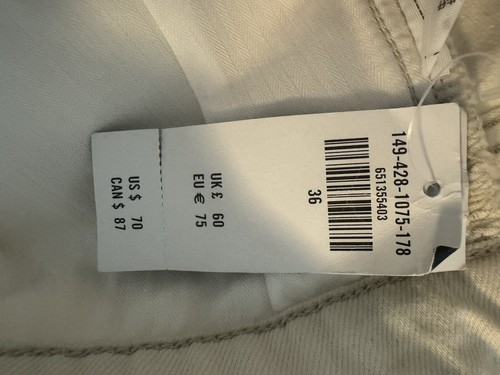 Abercrombie & Fitch The 90’s Relaxed Cutoff Short High Rise Size 22 White - Picture 9 of 10