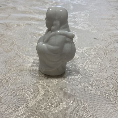 Vintage Chinese Buddha Blanc de Chine Porcelain Mini Figurine Hotei Statue 3.5 - Picture 4 of 12