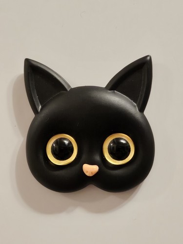 CAT  MAGNET Cute black resin.Cat  5x5 cm. - Picture 2 of 2