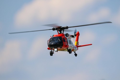 F09-S UH-60 Coast Guard Rescue RC Helicopter 6CH 6-Axis Gyro Dual Brushless RTF - Picture 3 of 10