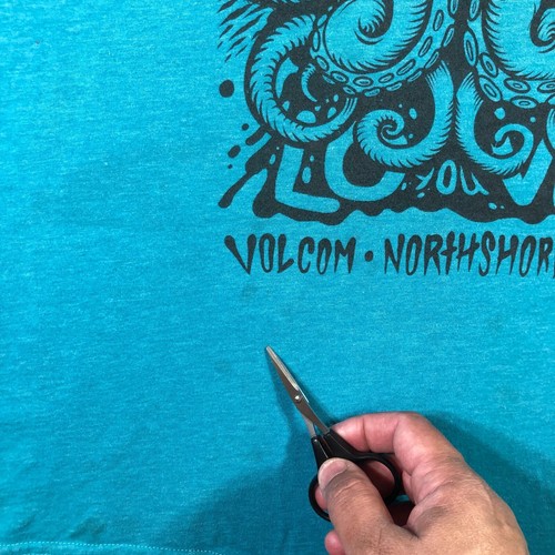 volcom northshore oahu T Shirt Mens L blue octopus skate surf - Picture 10 of 15