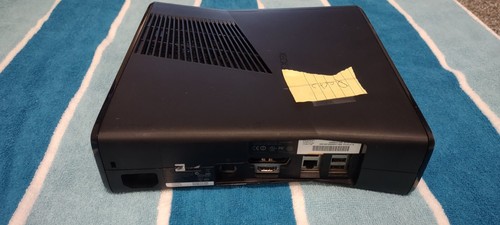 Microsoft Xbox 360 Slim model, for parts please read!! - Picture 3 of 4