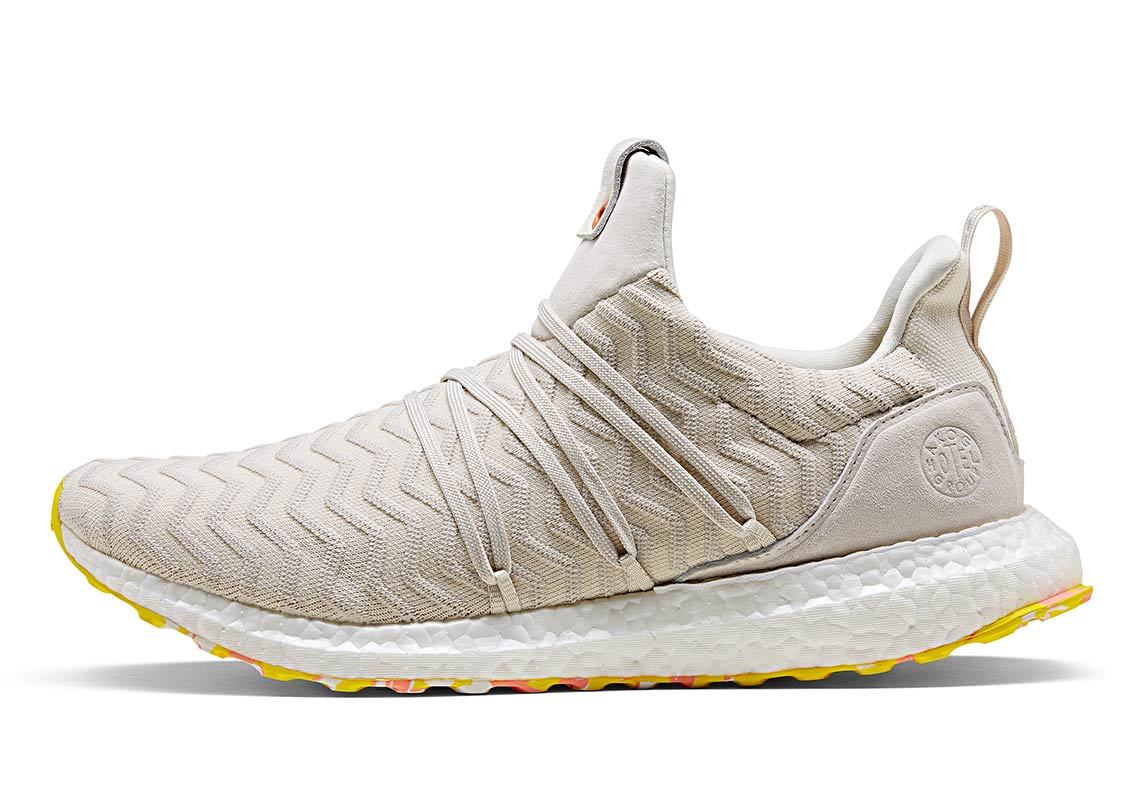 Adidas Consortium x akog ultra Boost a kind of Guise Cream beige 44 2 3 10 10.5 Adidas Consortium x akog ultra Boost a kind of Guise Cream beige 44 2 3 10 10.5