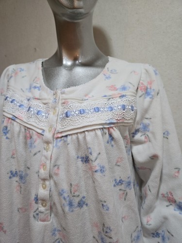 Adonna Long Sleeve Soft Fleece Floral Nightgown White Size Medium - Picture 2 of 5
