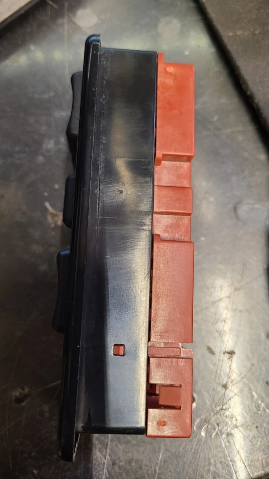 WINDOW SWITCH Volvo 740  1988-1992 760 88-90 940 91-95 960 91-94 - Image 4 of 4