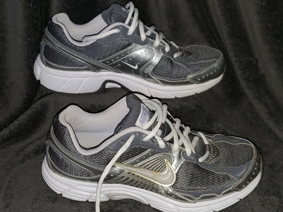 2008 Nike Running Shoes 354138-051 Women Size 9.5 Gray 2008 Nike Running Shoes 354138-051 Women Size 9.5 Gray