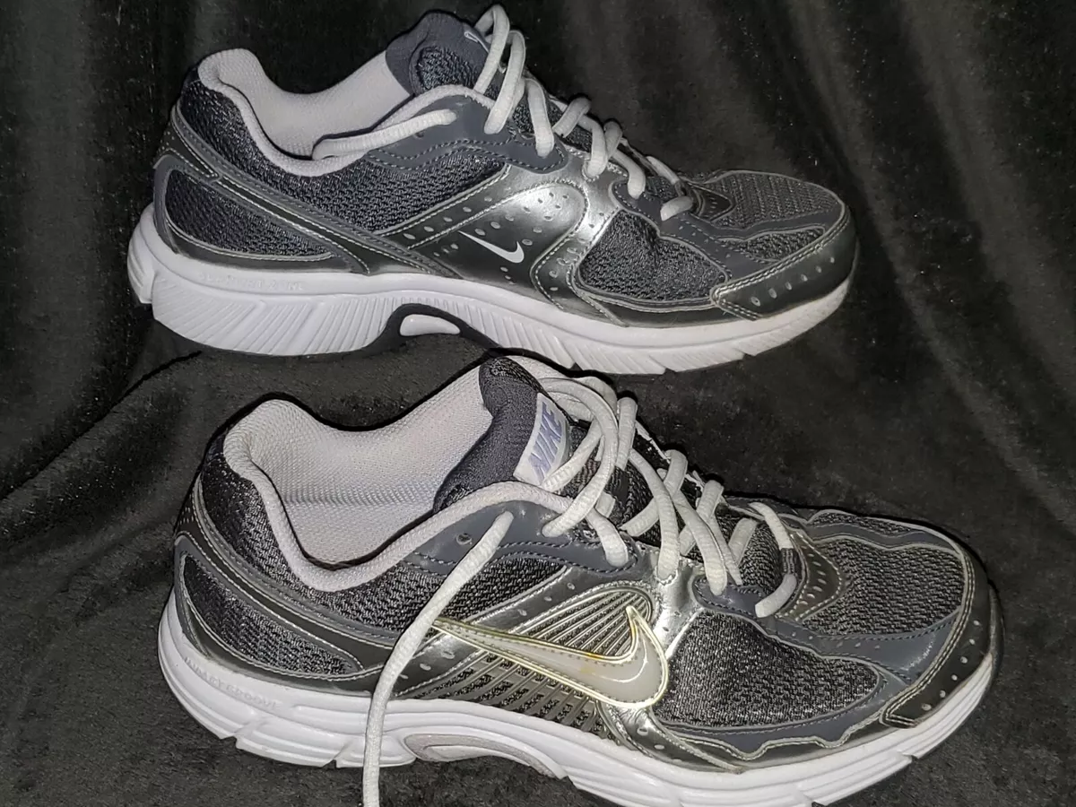 2008 Nike Running Shoes 354138 051 Women Size 9.5 Gray Silver White Vintage
