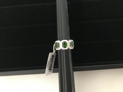 Emerald cut Green Chrome Diopside 3 stone ring with White Zircon - Picture 3 of 6