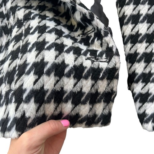 Forever 21 Damen Gr. Medium schwarz weiß Hahnentritt gefüttert Cropped Knopf Blazer - Bild 18 von 21