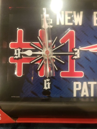 NWT-À CLOCK!!-NEW ENGLAND PATRIOTS #1 - FAN! HANG IT OR STAND-FULL PLATE SIZE - Picture 3 of 6