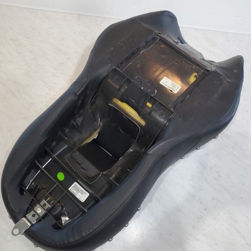 2008-2023 OEM Genuine Harley-Davidson Studded Road King Touring Seat 2 Up  - Picture 11 of 14