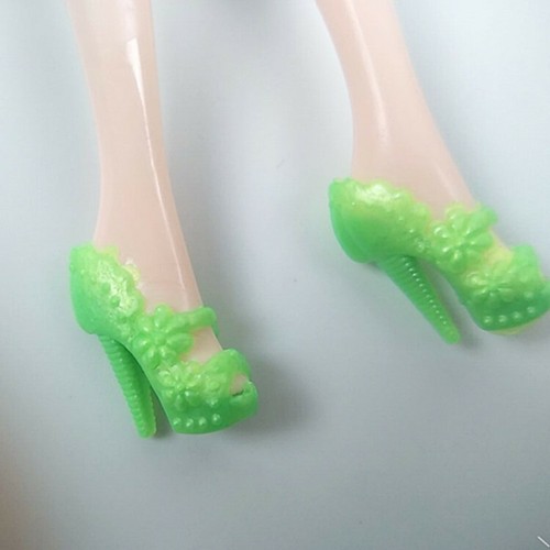 Posten 20 Paar neue schöne Barbie Puppe Schuhe Weihnachten Geburtstag Weihnachtsgeschenk A - Bild 7 von 8