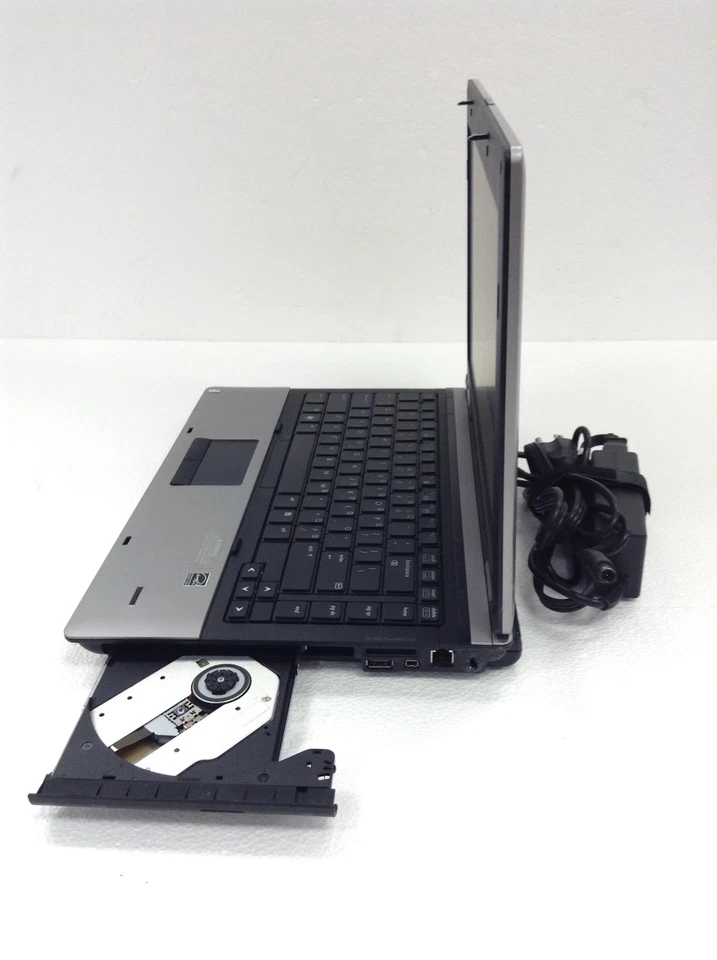 Portátil HP ProBook 6445B AmdTurion II M520 2,30 Ghz 14" con 4 GB de RAM, adaptador de CA FUNCIONA Foto 3 de 4