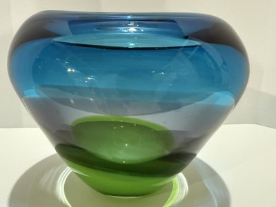 Waterford Evolution Blue & Lime Green Art Glass  Bowl Centerpiece