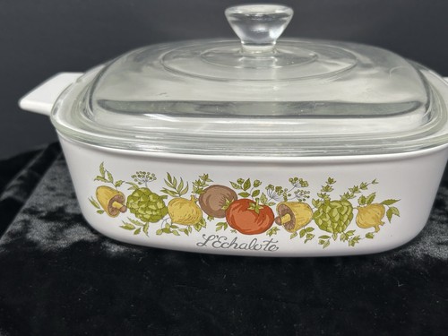 Vtg Corning Ware A-1-B Spice of Life L'Echalote (Shallot)  1 Qt Casserole w/Lid - Picture 2 of 7