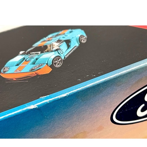 LEGO SPEED CHAMPIONS: Ford GT Heritage Edition and Bronco R (76905) - Picture 5 of 9