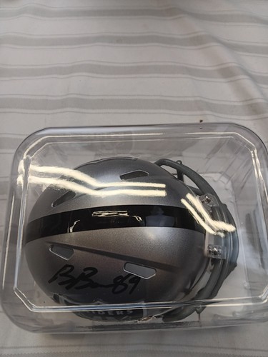 Las Vegas Raiders Brock Bowers handsignierter Minihelm Beckett Zeuge - Bild 8 von 9
