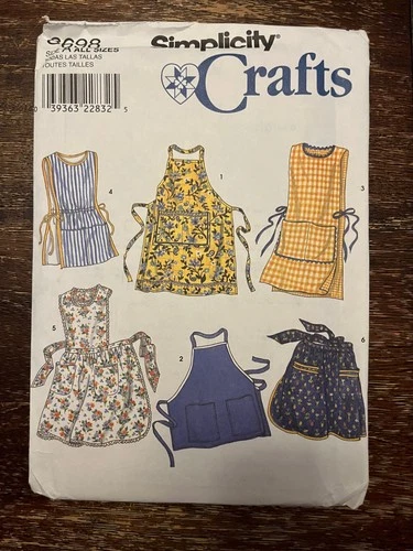Simplicity 8698 UNCUT Sewing Pattern, Misses' Set of Aprons
