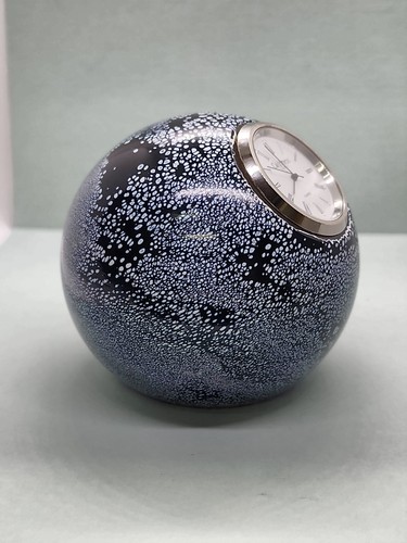 Vintage Signed Caithness Scotland Black & White Art Glass Paperweight Desk Clock - Picture 4 of 19