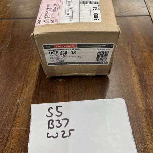 Motorcraft DGE-446 Ignition Coil FOTZ-12029-A 90-11 Ford Explorer Ranger Mercury - Picture 1 of 1