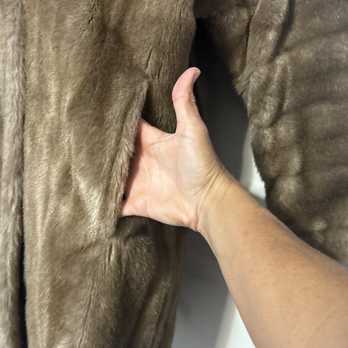 Vintage 70’s Furrage Brown Faux Fur Coat Tissavel France Women’s Lined Pockets - Bild 4 von 10