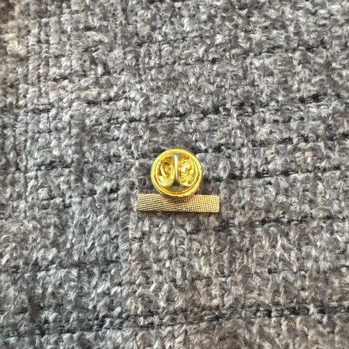 Massey Ferguson Tractor Agricultura Logo Solapa Pin Tie Tack Clip NUEVO - Imagen 3 de 5