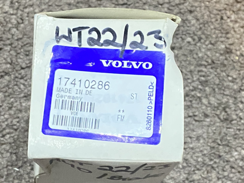 Volvo Genuine Part 17410286 Hyd Filter OEM P169447 - Picture 2 of 4