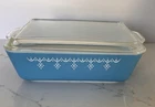 Vintage Pyrex Snowflake Garland Blue 502 Refrigerator Dish w/ Lid