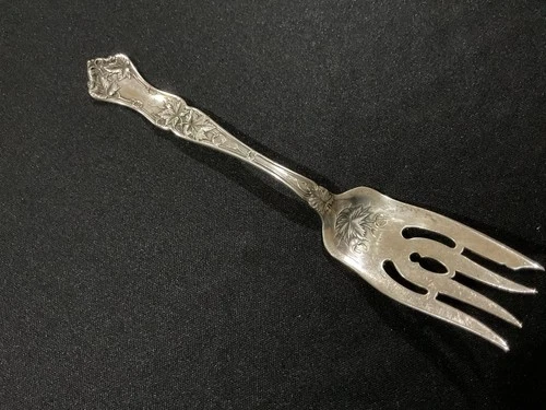 International Silver Co. Sterling Silver 6&1/4 Inch salad fork in “Edgewood”pat.