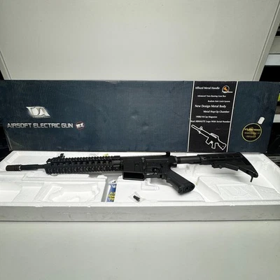 AIRSOFT CLASSIC ARMY M15 XM177-E2 1,27 JOULES NO BATTERY NO CHARGEUR AIRSOFT - Photo 1/2