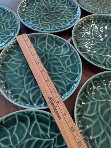 Pier 1 Imports Jade Leaves Salad Lunch Plate Green Majolica 8” Plates Set of 8 - Picture 4 of 5