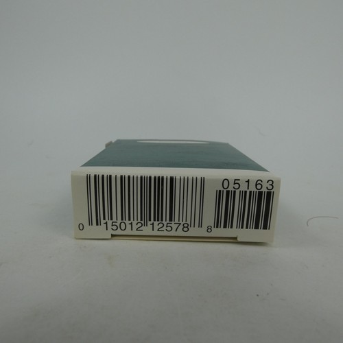 Hallmark 1994 Miniature Ornament Buster Bunny - Tiny Toon Adventures MIB WEEJ4 - Picture 3 of 3