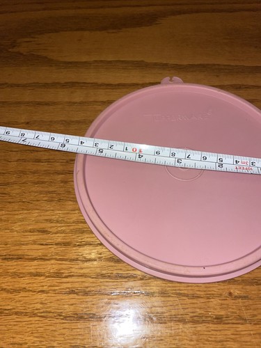 TUPPERWARE Lids 4 Pieces - Picture 3 of 6