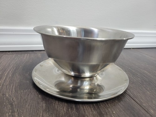 Vintage Oneida 18/8 Stainless Steel Gravy Boat Bowl Attached Drip Plate - Picture 3 of 5