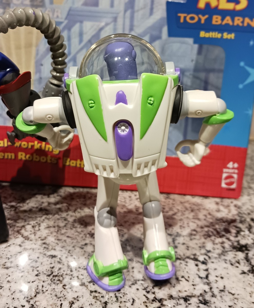 1999 TOY STORY 2 Al's Toy Barn Battle Set BUZZ Rock'em Sock