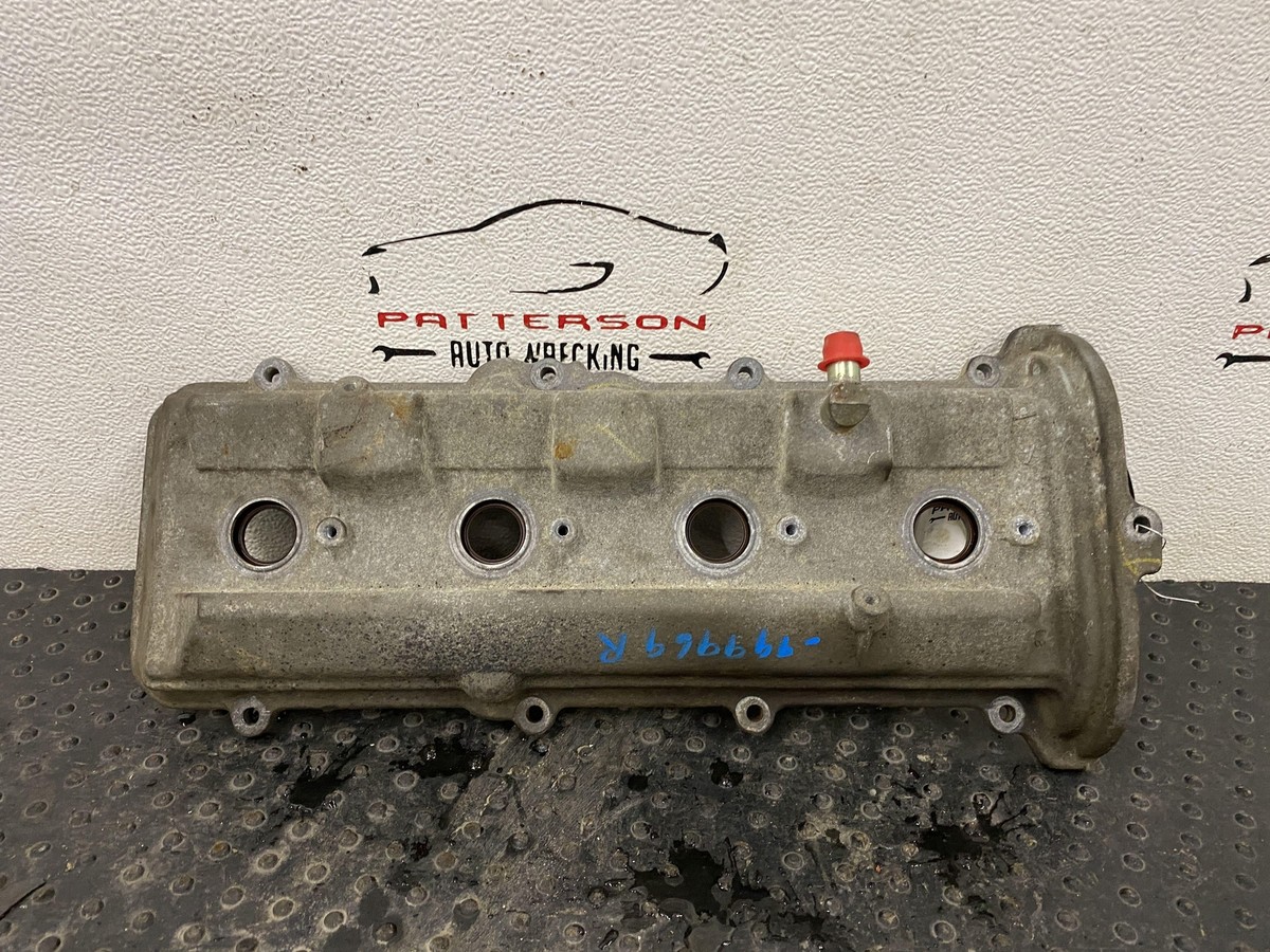 2004-2006 TOYOTA TUNDRA ENGINE CYLINDER HEAD VALVE COVER