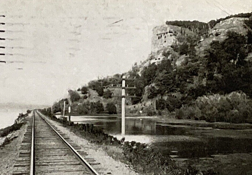 Burlington Route RR Maiden Rock Wisconsin Train Tracks 1911 DB Postcard 1490 - Picture 3 of 3
