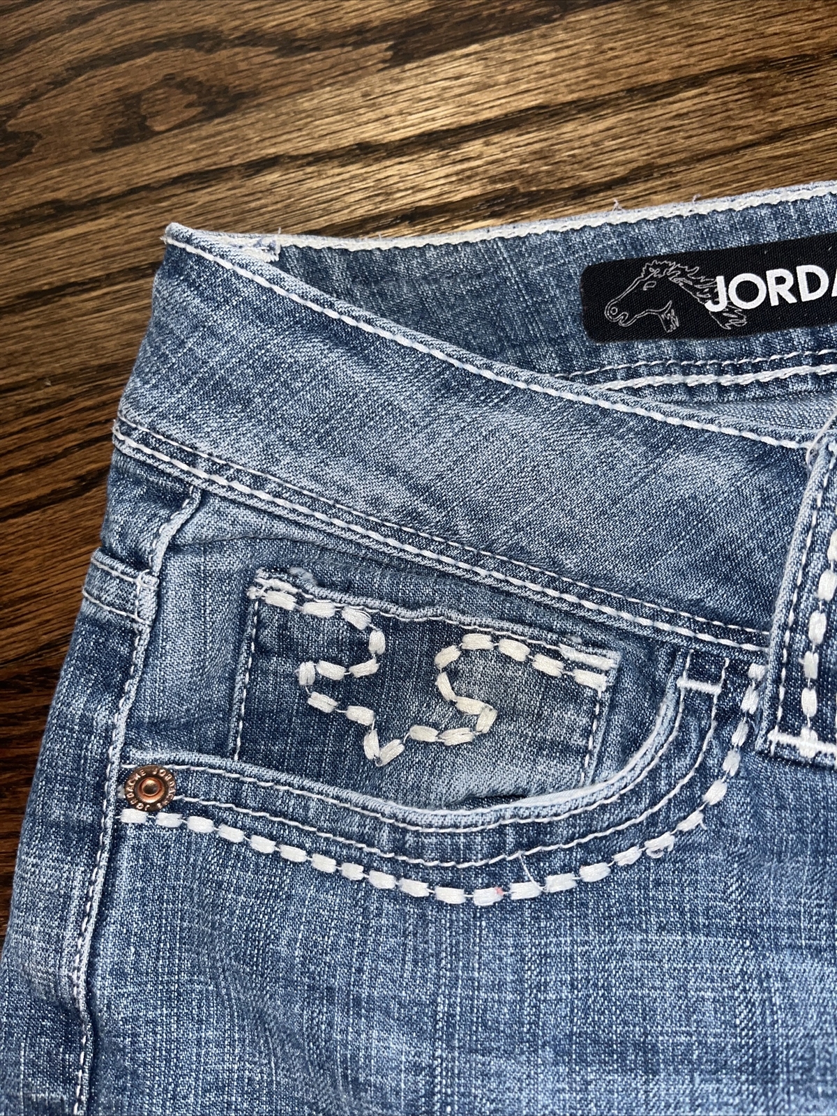 Jordache Women Jeans Size 8 Blue Embroidered Crop Waist 30 - View 4