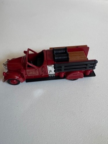Ward LaFrance Fire Truck – 1999 Reader's Digest – Diecast Red Truck in Box - Picture 10 of 10