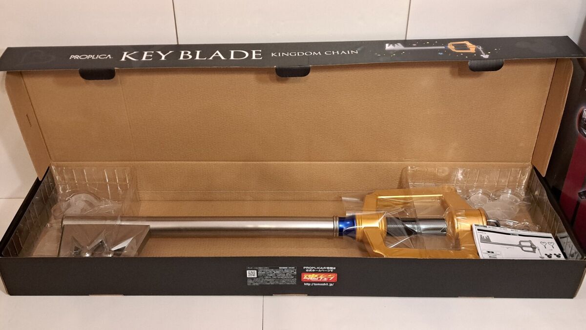Bandai Tamashii Nations BAN19295 PROPLICA Keyblade Kingom Bandai Tamashii Nations BAN19295 PROPLICA Keyblade Kingom