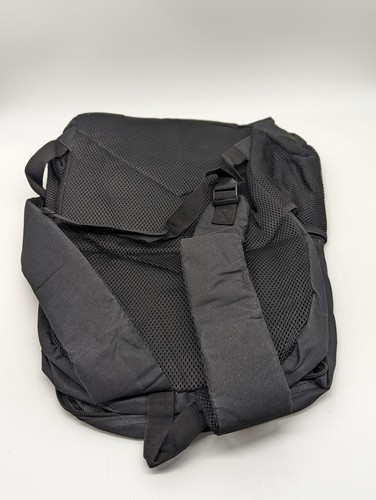 Bad Bunny Backpack Graphic Large NWOT - Picture 4 of 9