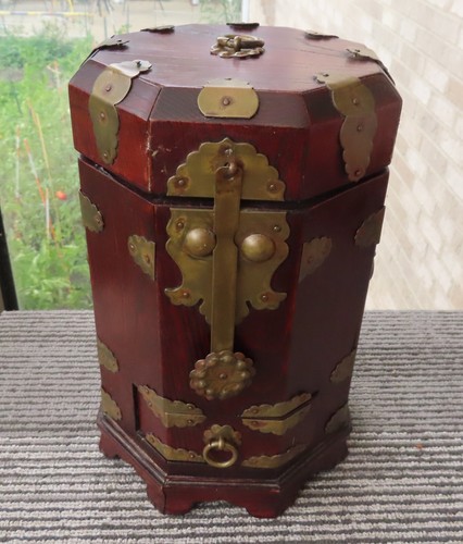 Vintage Chinese Wood And Brass Hexagonal Tea Caddy - Picture 1 of 8